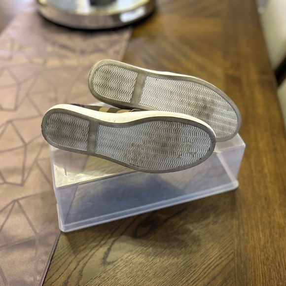 Slip-On Shoes - Picture 3 of 3